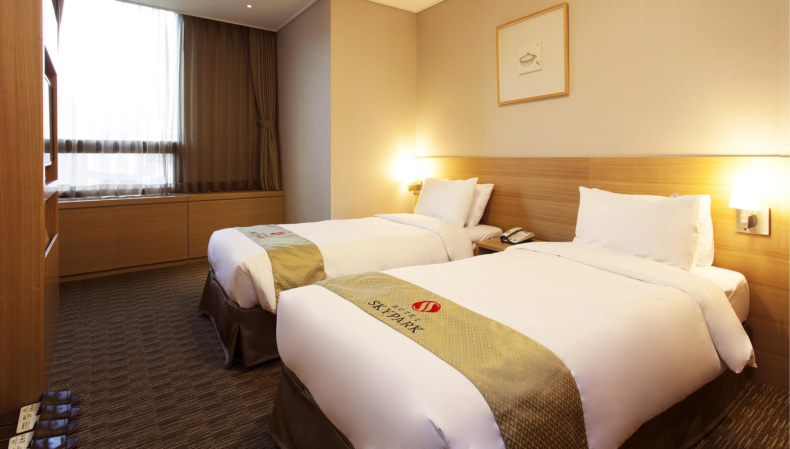 Hotel Skypark Central Myeongdong Seoel Buitenkant foto