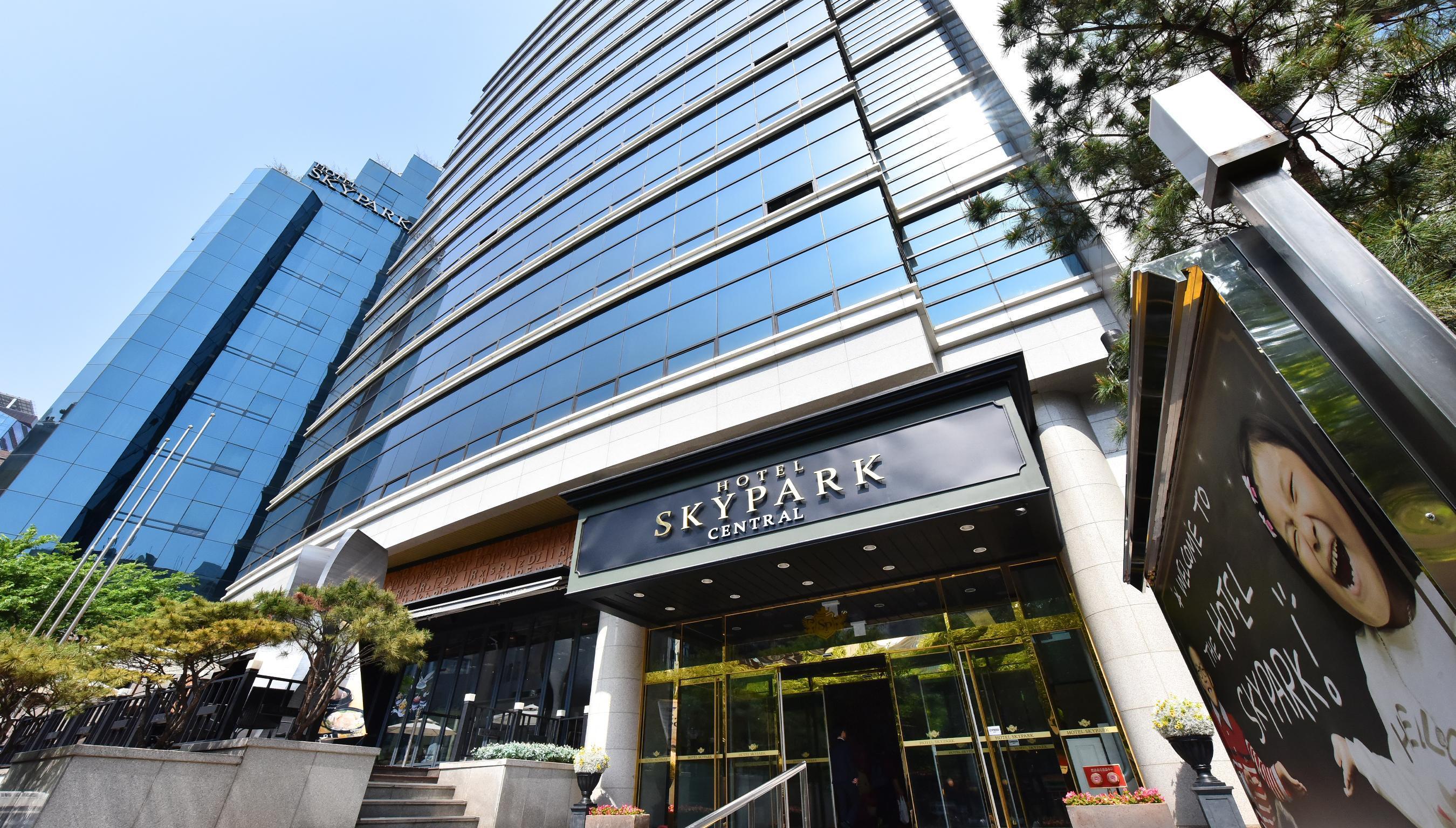 Hotel Skypark Central Myeongdong Seoel Buitenkant foto