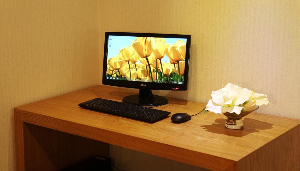 Hotel Skypark Central Myeongdong Seoel Buitenkant foto